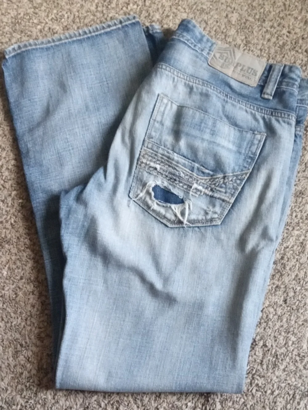 Light Wash Men's Straight Jeans with Distressed Back Pocket